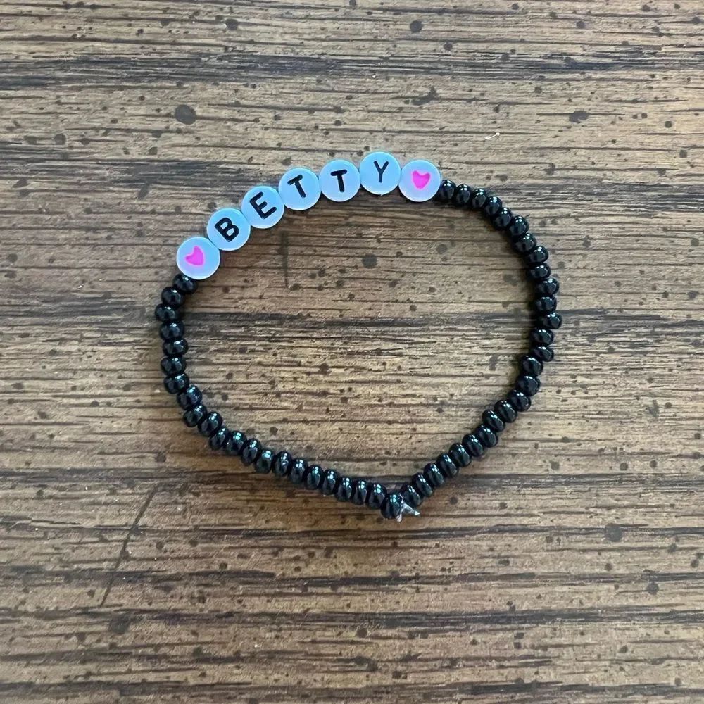 Taylor Swift Friendship Bracelet 